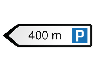 wegweiser-links-mittel-distanz-zum-parkplatz